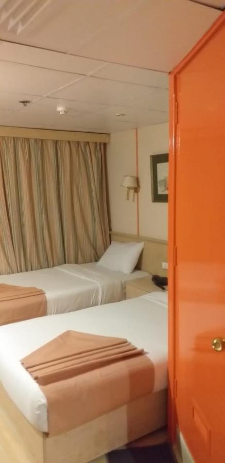 Hotel Ship Queen Isis Elminya Ελ Μίνια Εξωτερικό φωτογραφία